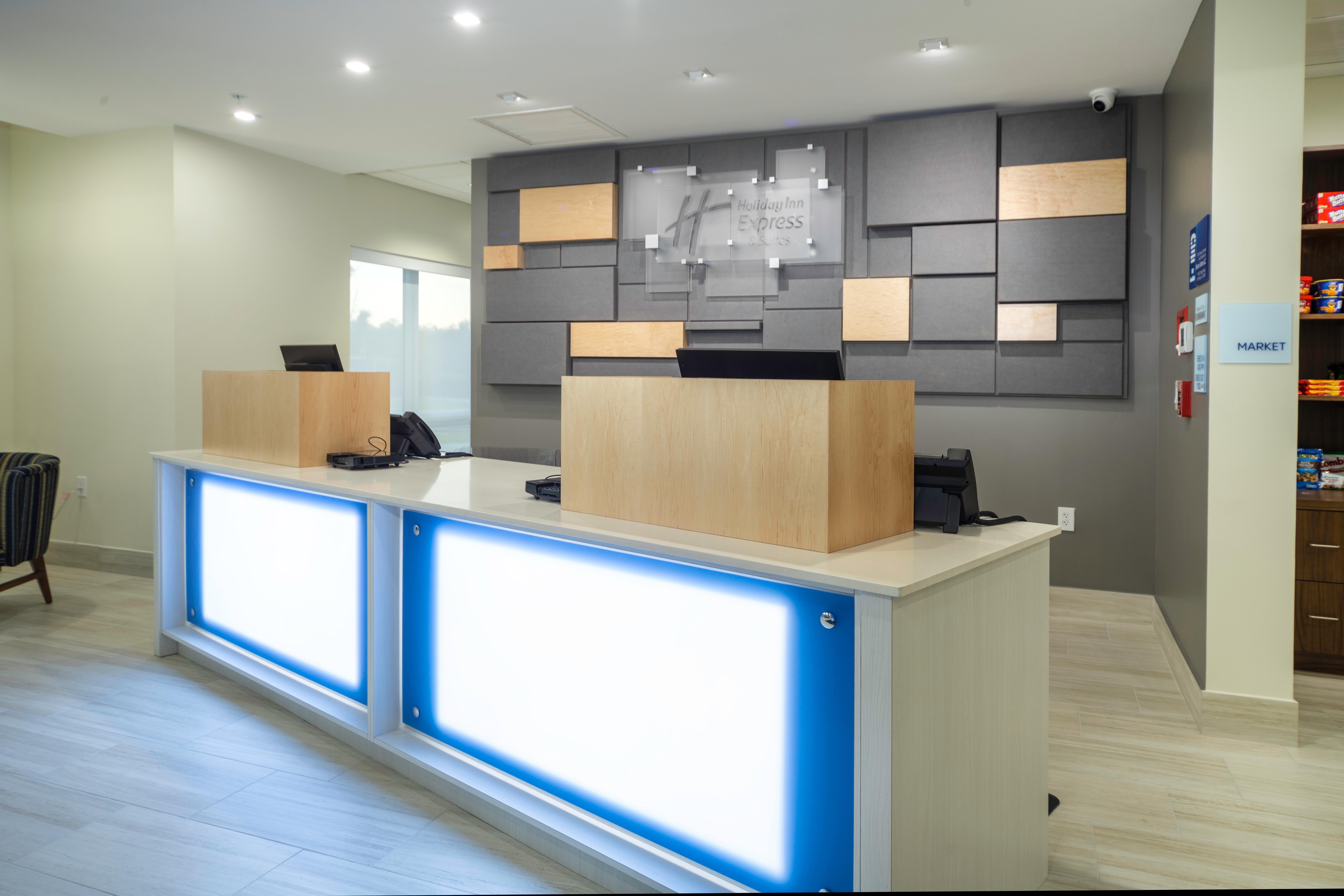 Holiday Inn Express & Suites - Fort Myers Airport By Ihg Exterior foto